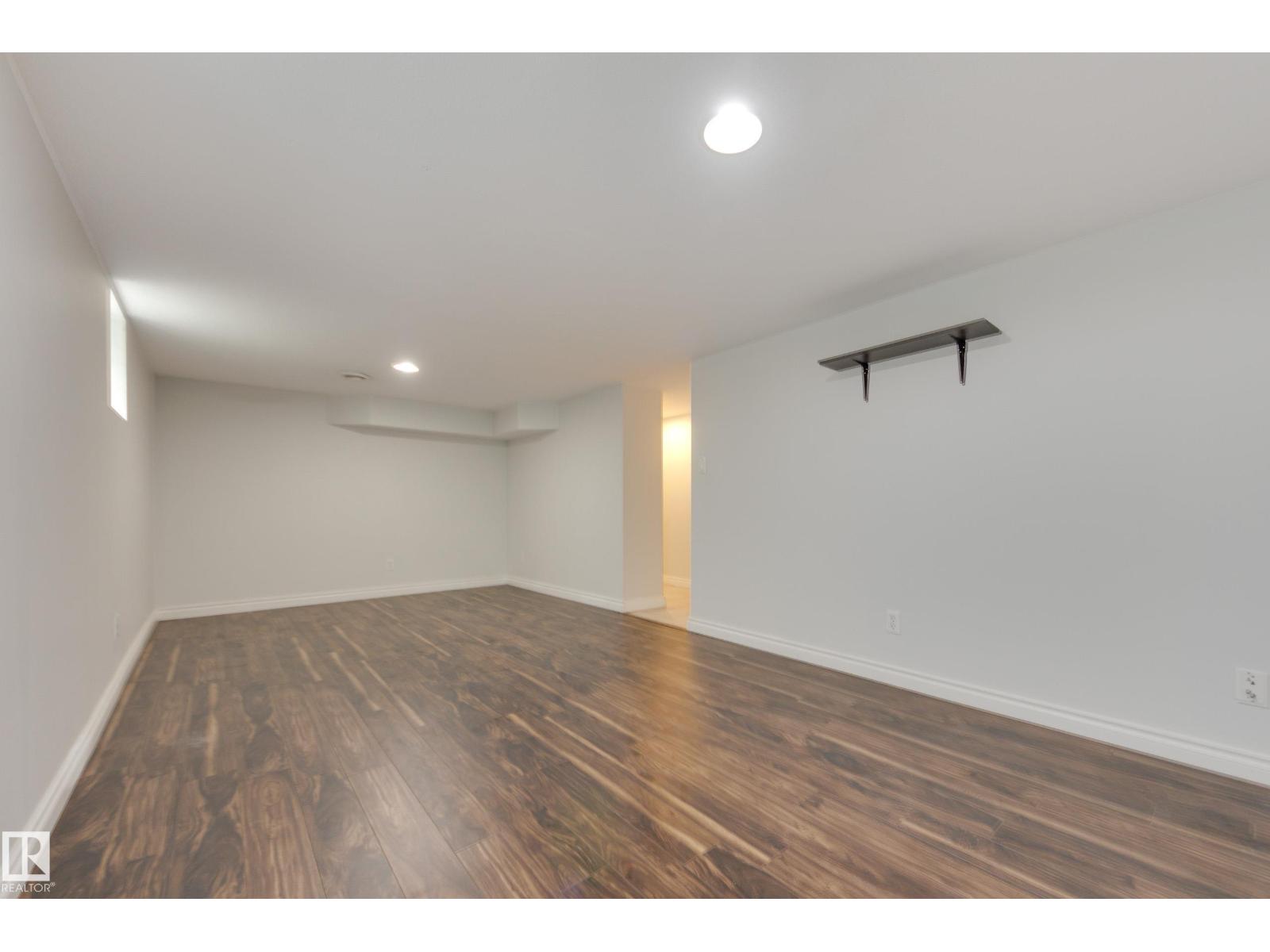 4908 51 Avenue, photo 35