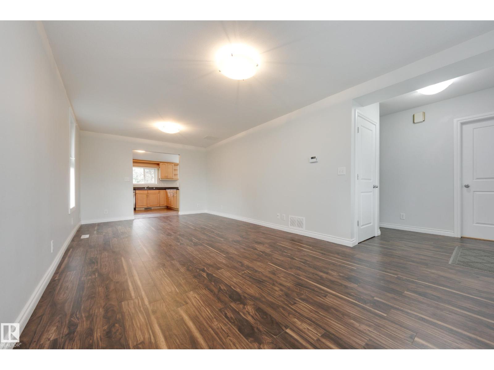 4908 51 Avenue, photo 7