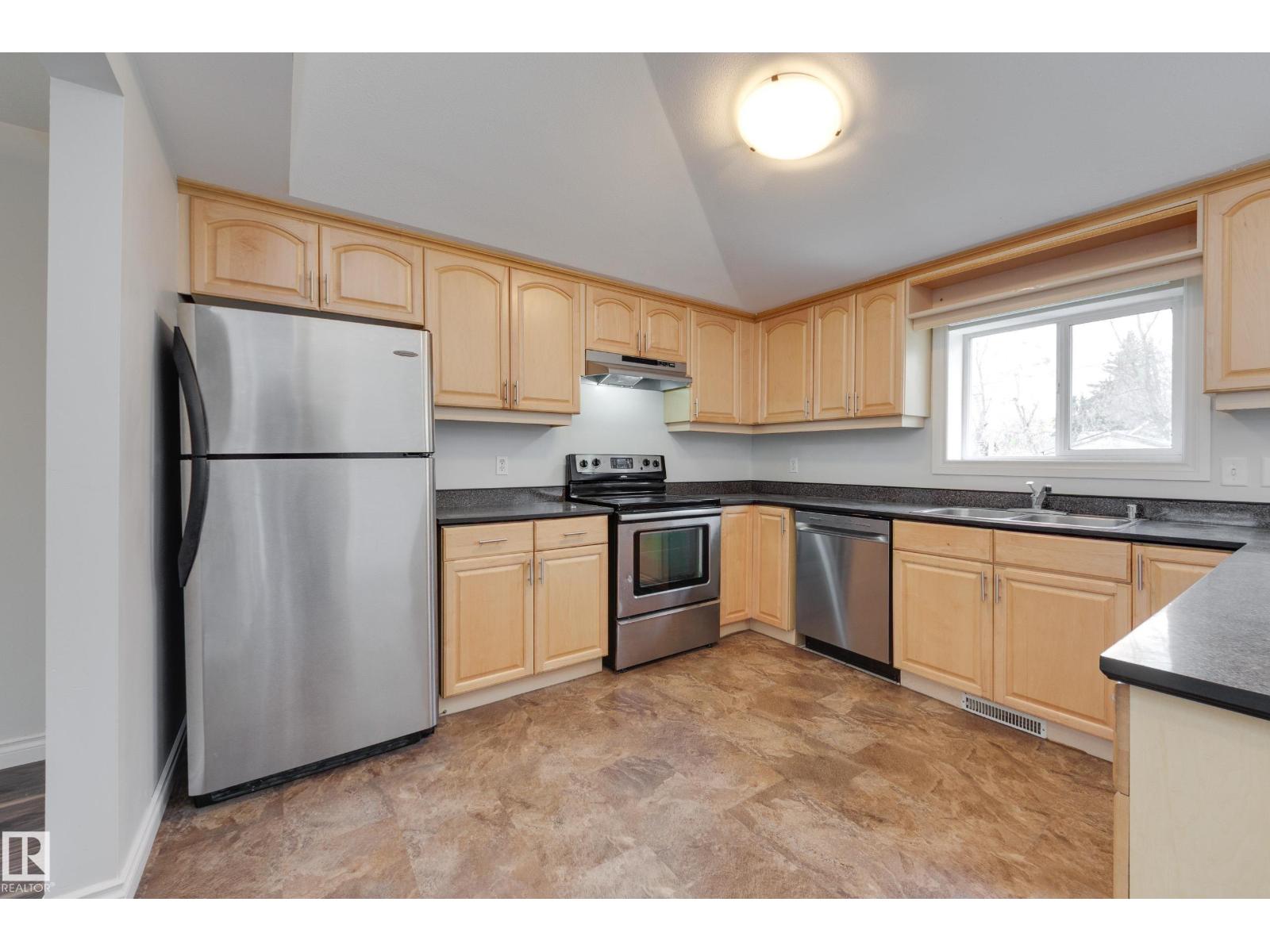 4908 51 Avenue, photo 9