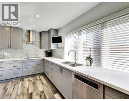 2384 Headon Road, Burlington, ON L7M3Y4 Photo 18