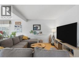 4pc Bathroom - 3239 Kenmare Crescent Sw, Calgary, AB T3E4R4 Photo 6