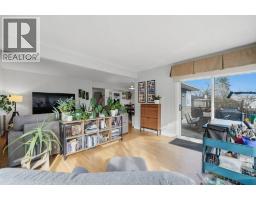 Bedroom - 3239 Kenmare Crescent Sw, Calgary, AB T3E4R4 Photo 8