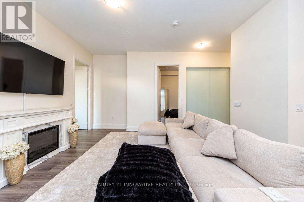 533- 8960 Jane Street, Vaughan, ON photo 23
