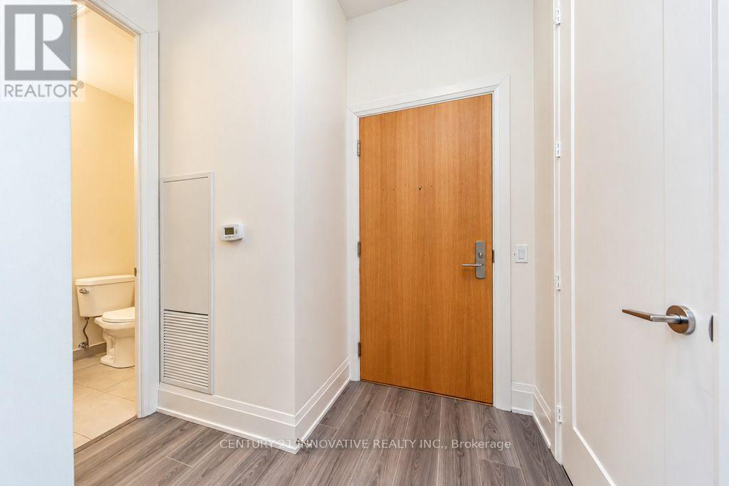 533- 8960 Jane Street, Vaughan, ON photo 32