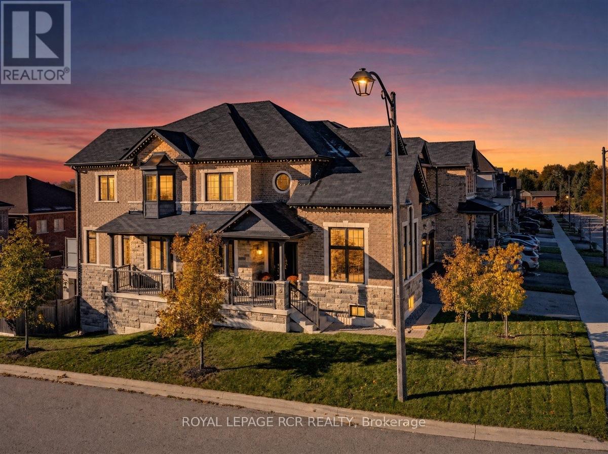 47 CARONDALE SQUARE, East Gwillimbury (Holland Landing)