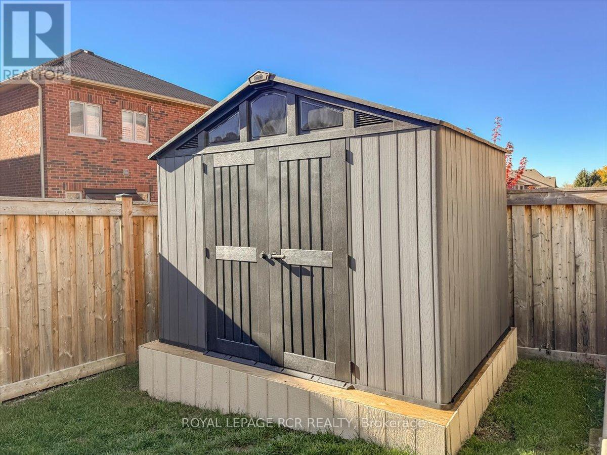47 Carondale Square, East Gwillimbury, ON photo 26