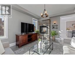 Primary Bedroom - 47 Carondale Square, East Gwillimbury, ON L9N0X5 Photo 10