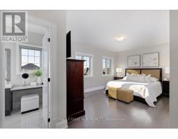 47 Carondale Square, East Gwillimbury, ON L9N0X5 Photo 16