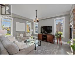 Den - 47 Carondale Square, East Gwillimbury, ON L9N0X5 Photo 9