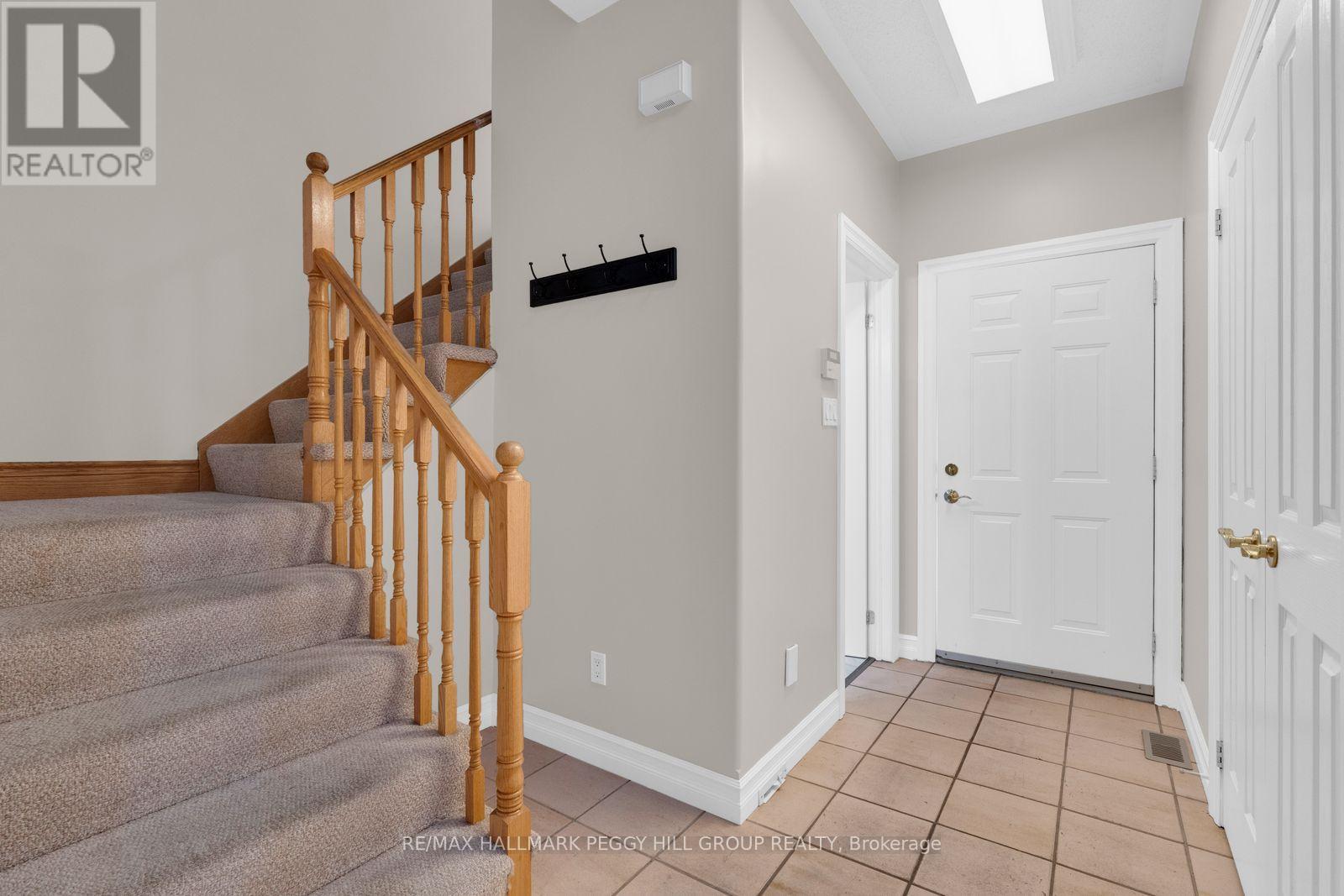 61 White Elm Road, Barrie, ON photo 21