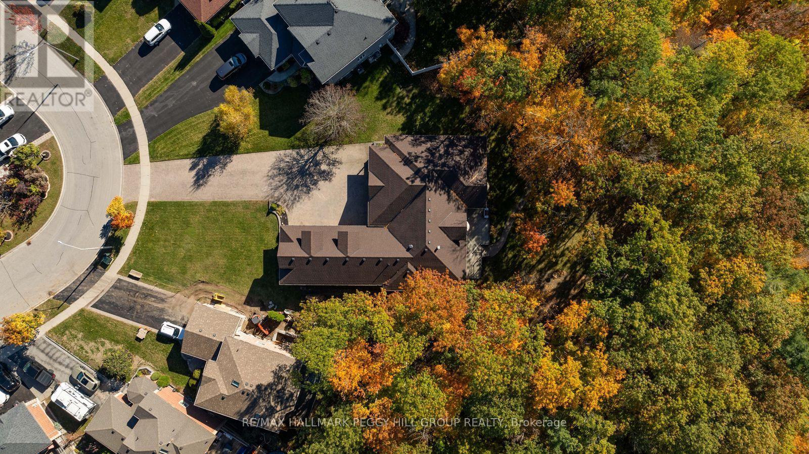 61 WHITE ELM ROAD, Barrie (Holly) — photo 3