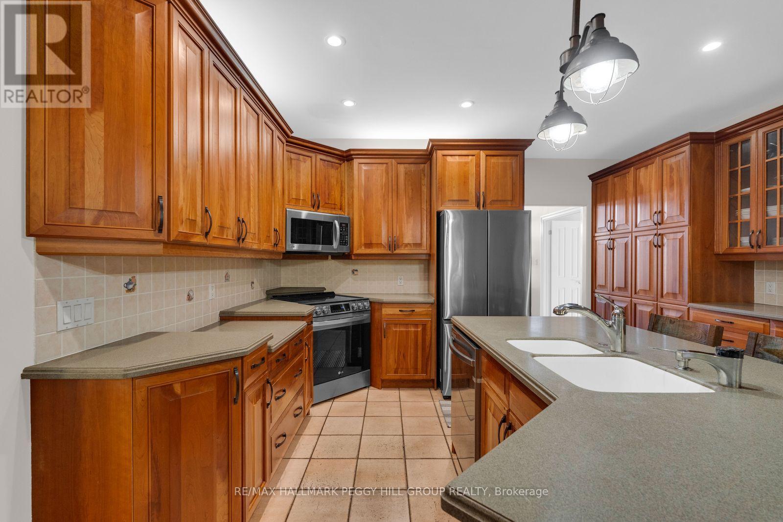 61 WHITE ELM ROAD, Barrie (Holly) — photo 7