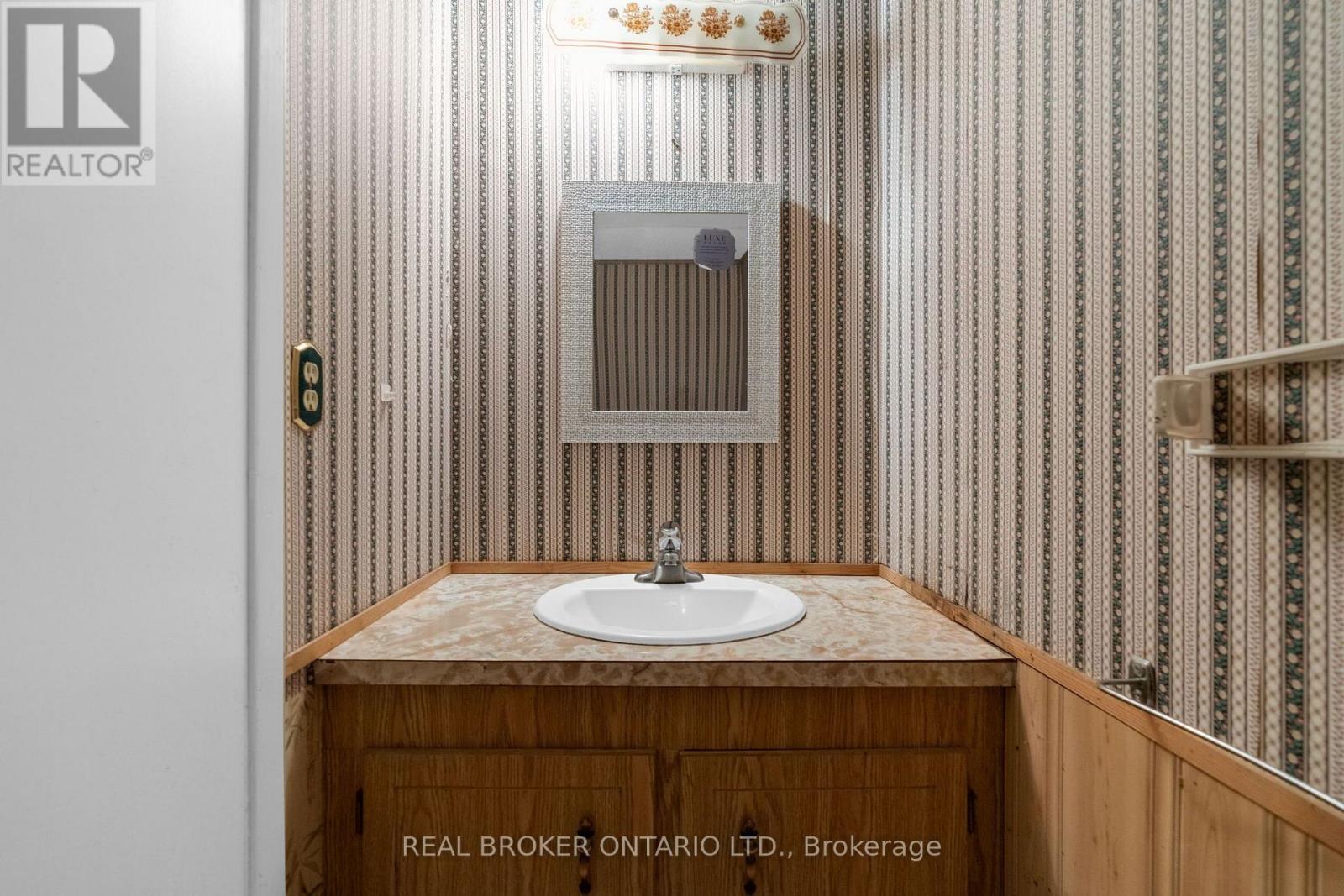 57 Bernick Drive, Barrie, ON photo 23