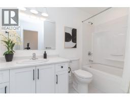 328 Damon Dr, View Royal, BC V9B5J5 Photo 40