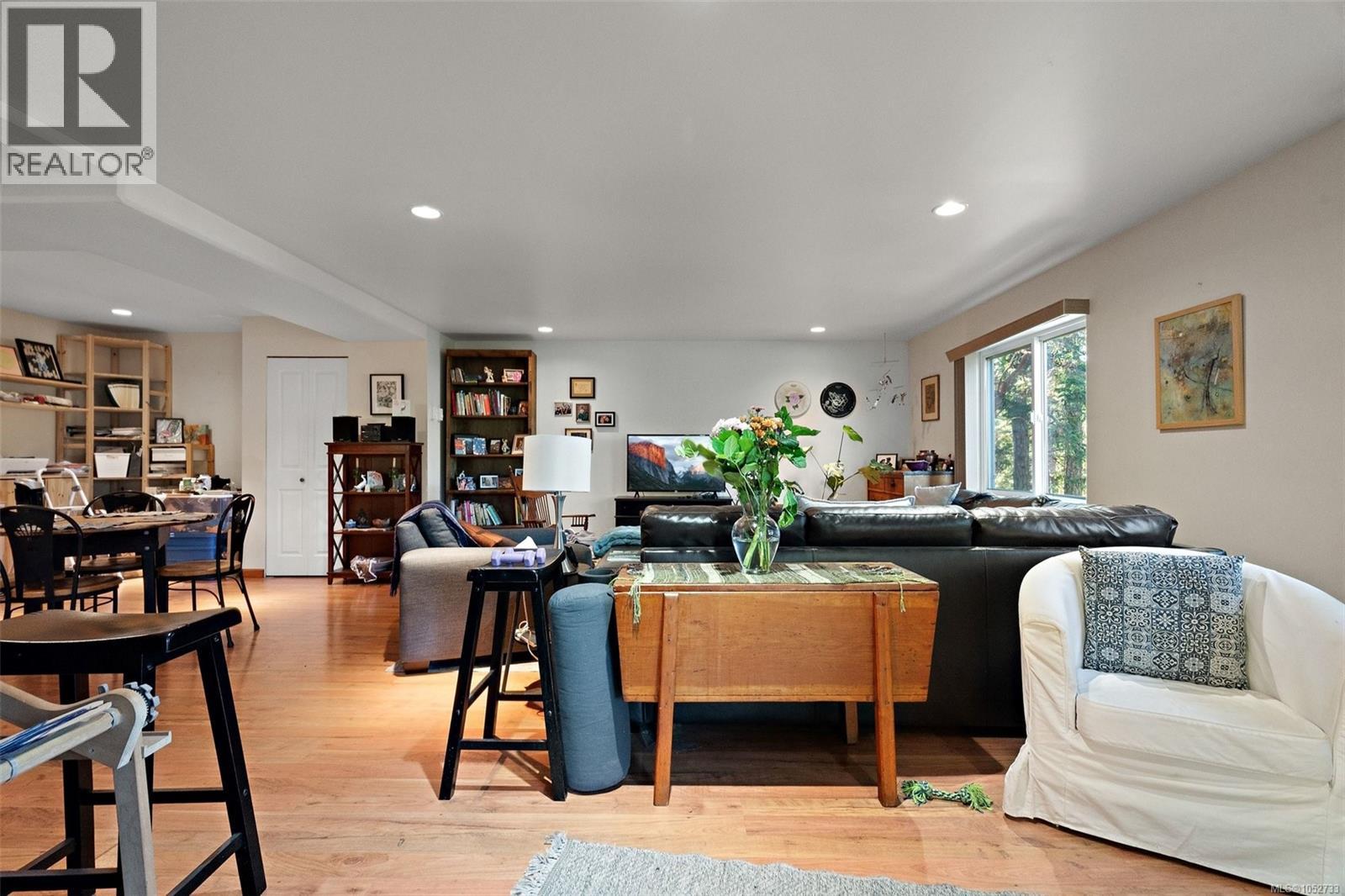  321 Renart Place, Langford