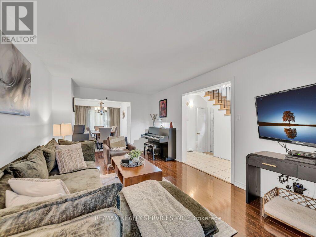 158 Fanshawe Drive, Brampton, ON photo 10