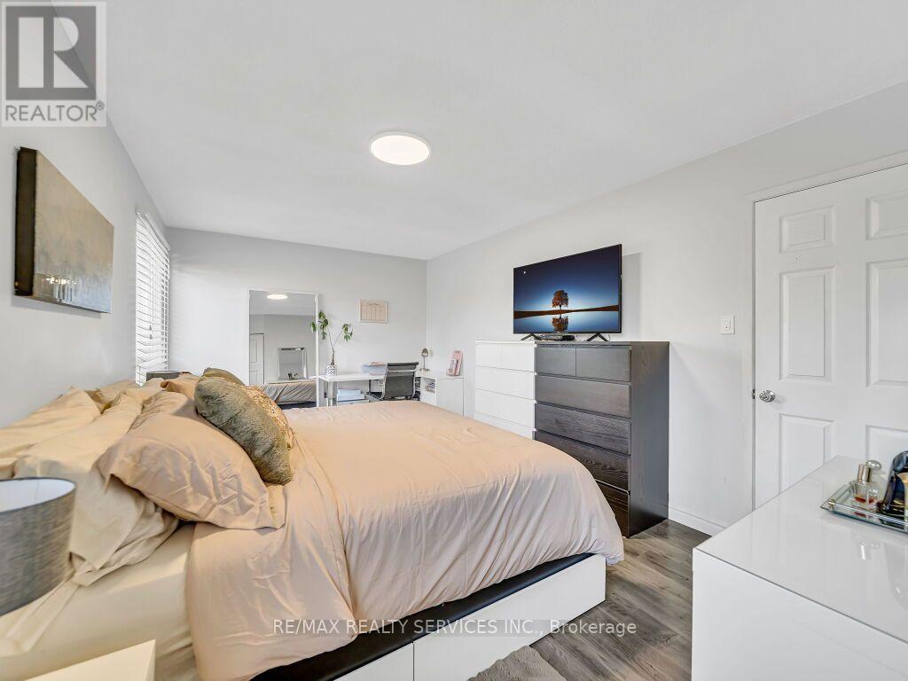 158 Fanshawe Drive, Brampton, ON photo 25