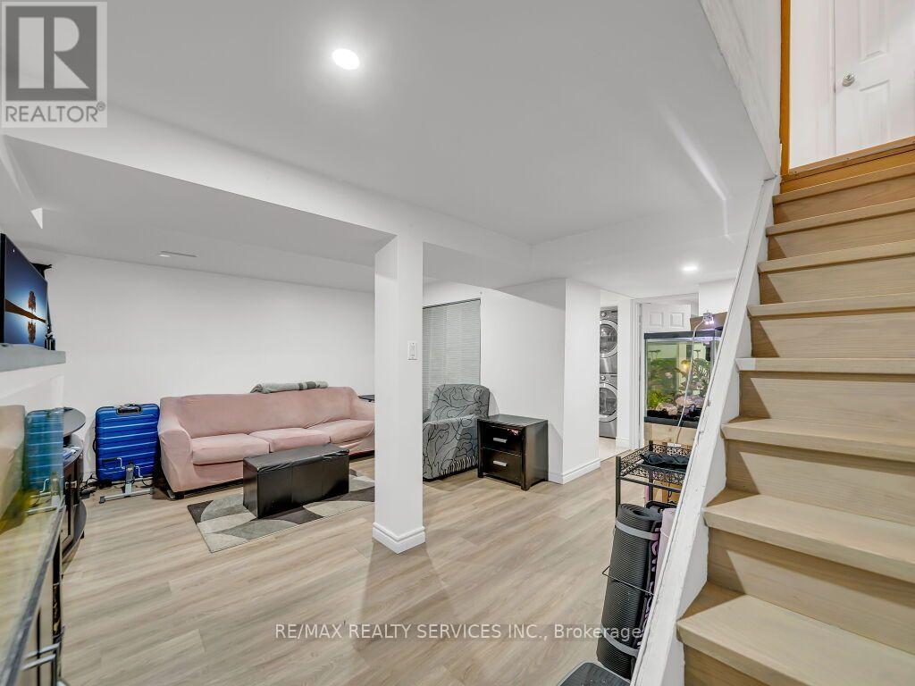 158 Fanshawe Drive, Brampton, ON photo 34
