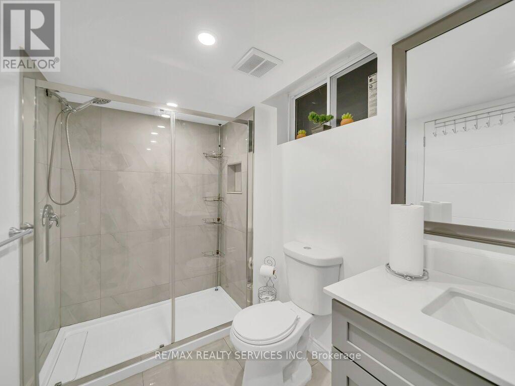 158 Fanshawe Drive, Brampton, ON photo 39