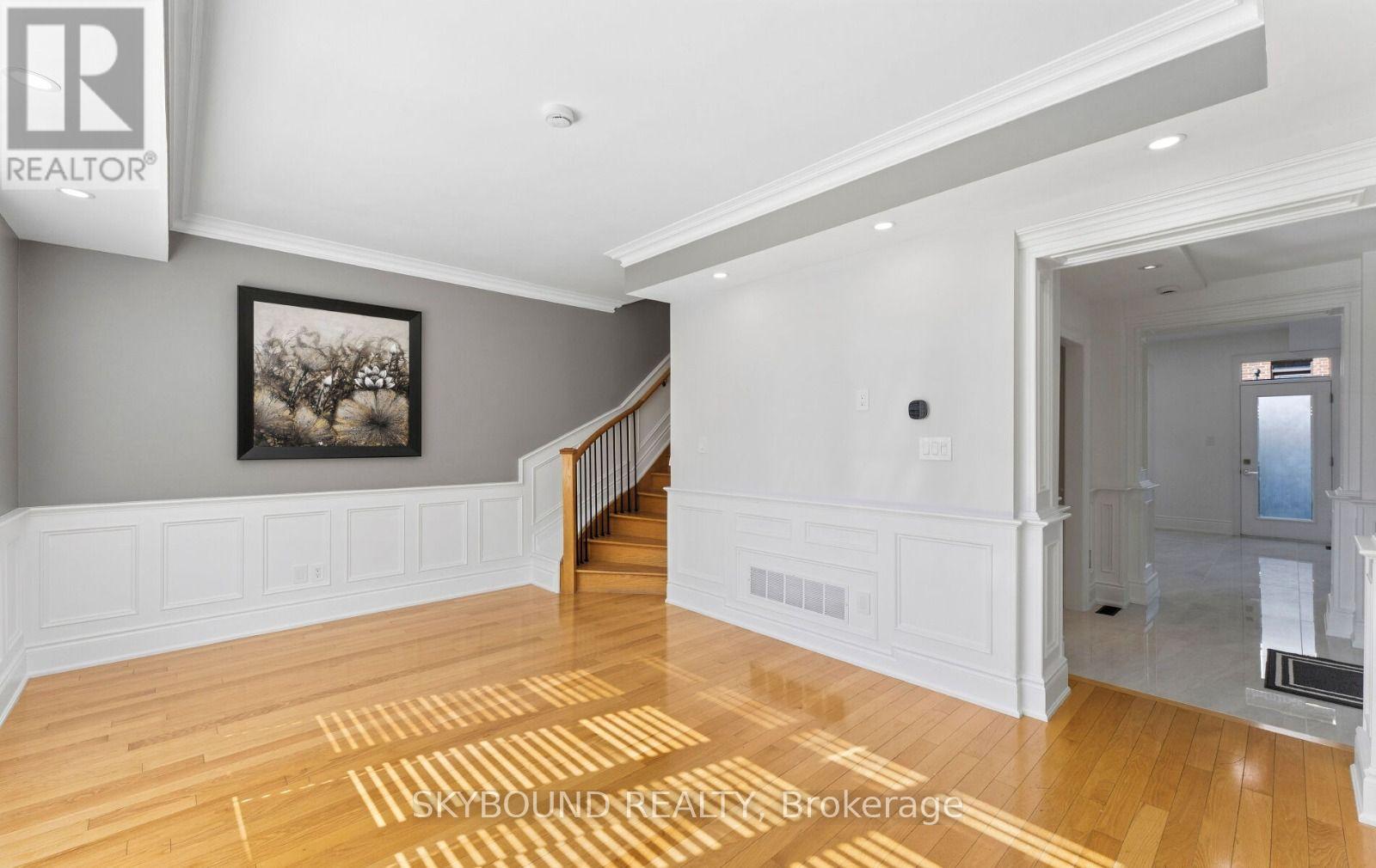 10 Gala Lane, Toronto, ON photo 31