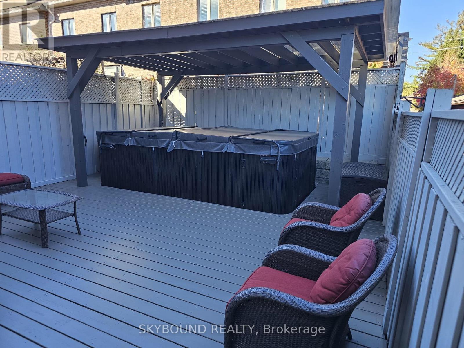 10 Gala Lane, Toronto, ON photo 47