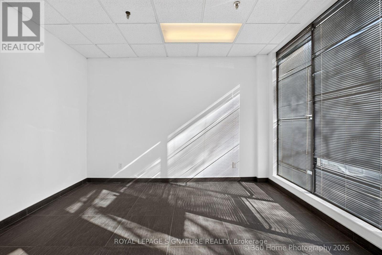 9 - 130 INDUSTRY STREET, Toronto (Brookhaven-Amesbury) — photo 8