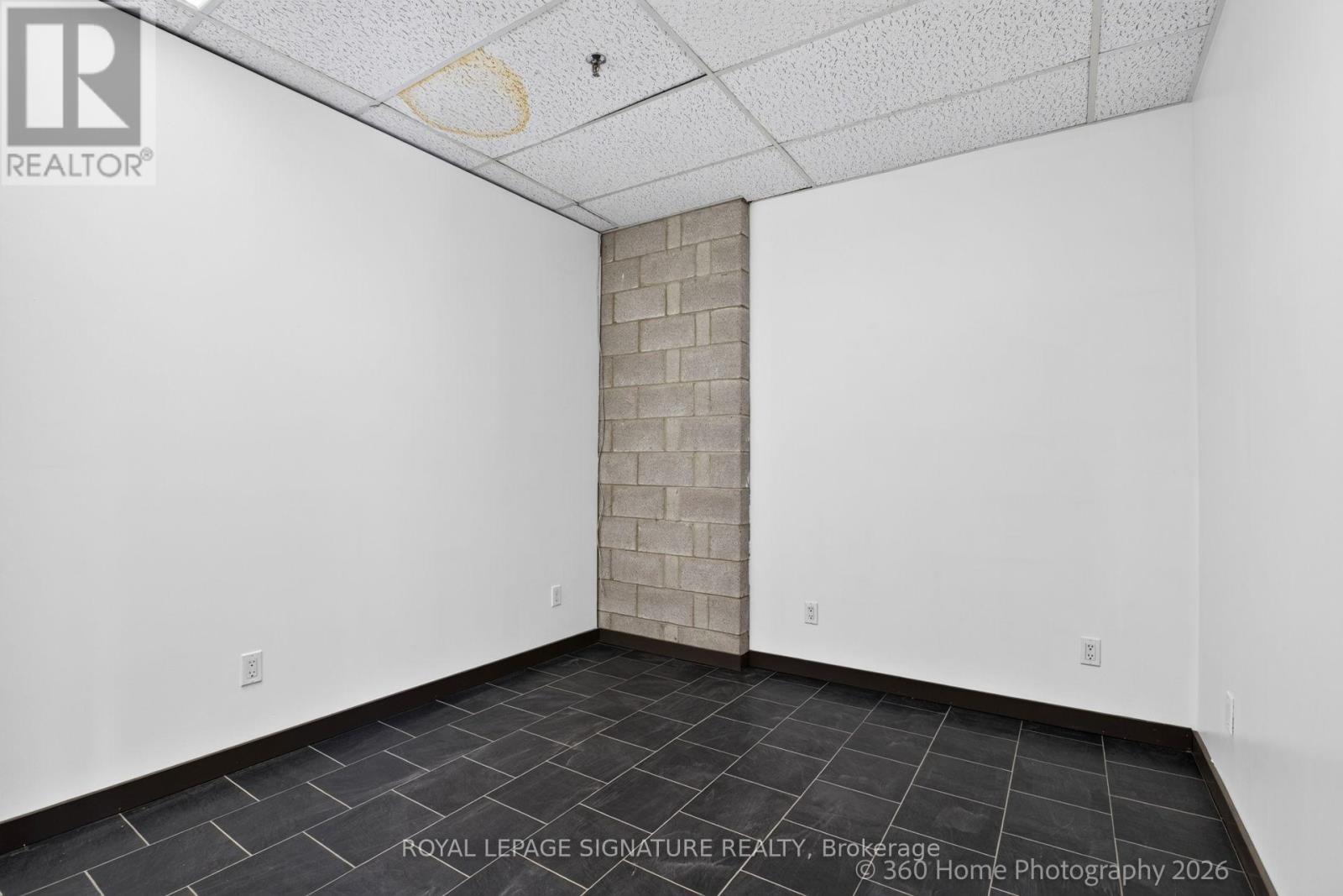 9 - 130 INDUSTRY STREET, Toronto (Brookhaven-Amesbury) — photo 5