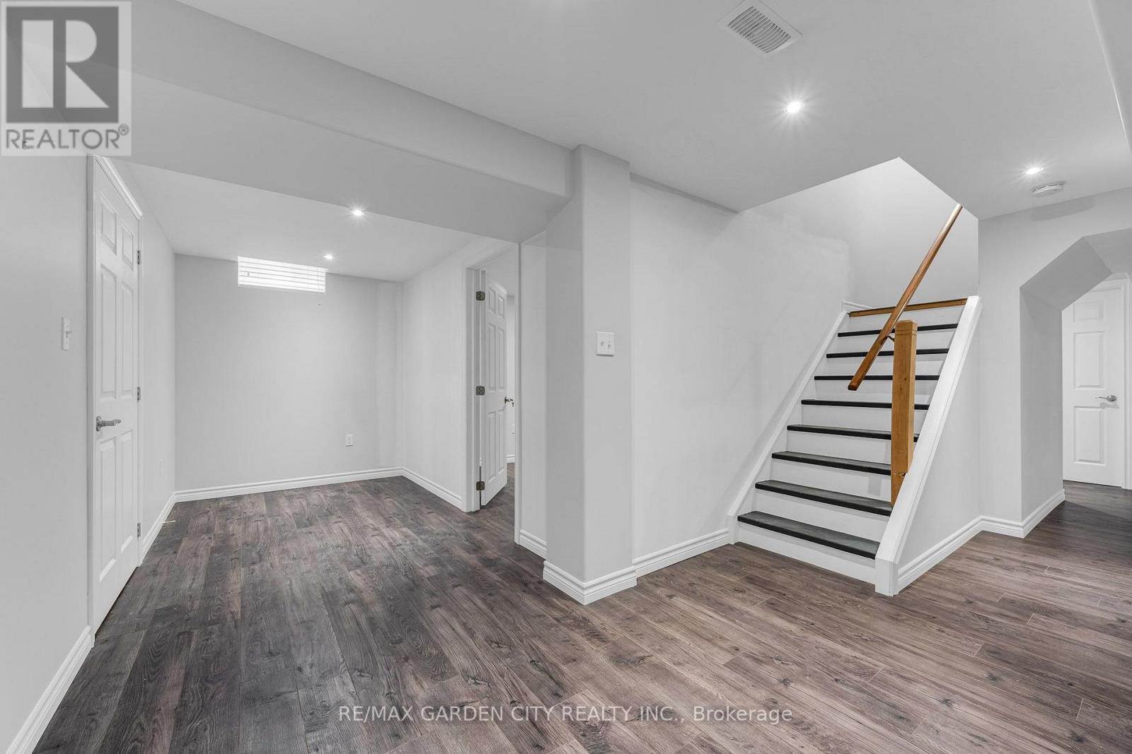 LOWER - 159 VALERA DRIVE, Hamilton (Stoney Creek) — photo 3