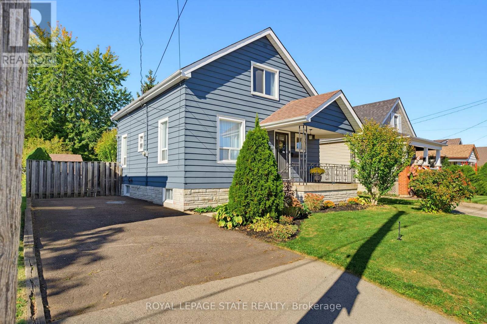 206 CRAIGROYSTON ROAD - 3