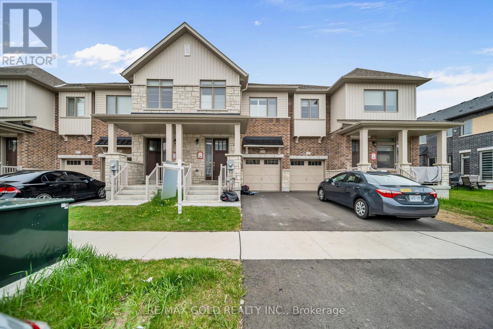 5 CAPTON STREET, Brantford — photo 2