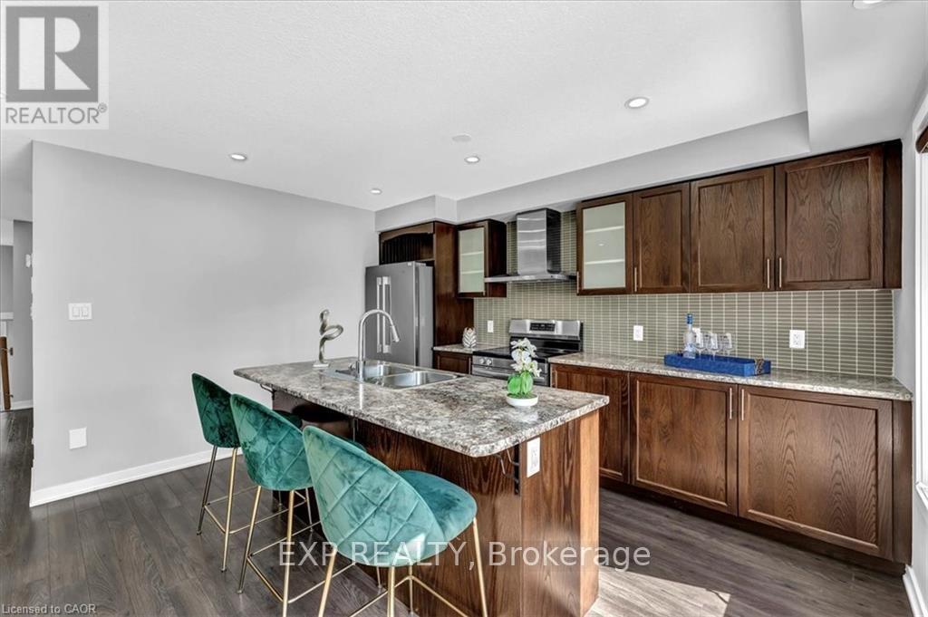 94 CRAFTER CRESCENT, Hamilton (Stoney Creek Mountain) — photo 7