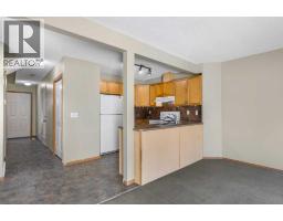 51 Eversyde Court SW, Calgary — photo 4