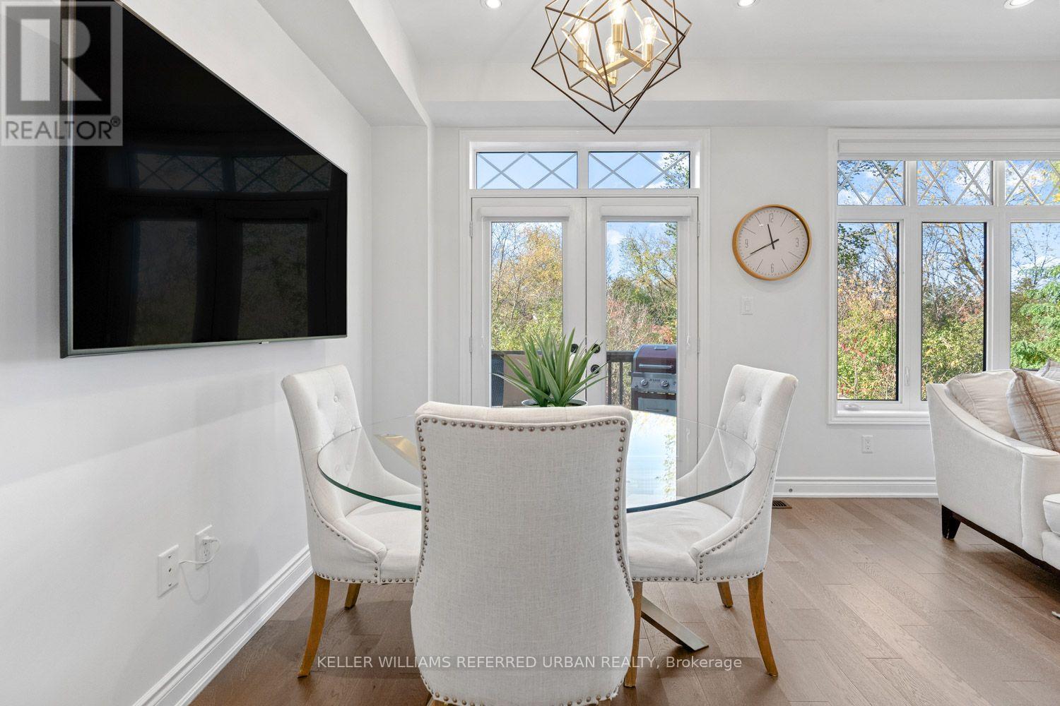 32 Great Heron Court, King, ON photo 14