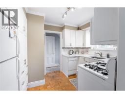 Sunroom - 108 Cecil Street, Sarnia, ON N7T6W2 Photo 9