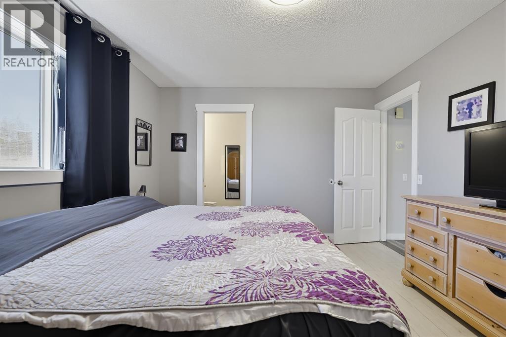 85 West Mcdougal Road, Cochrane — photo 19