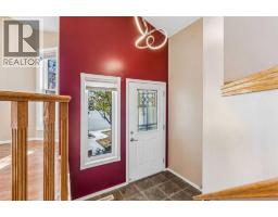 3pc Bathroom - 574 Evermeadow Road Sw, Calgary, AB T2Y4W9 Photo 10