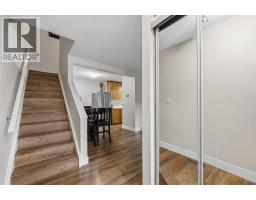 Bedroom - 9, 251 90 Avenue Se, Calgary, AB T5J1R3 Photo 6