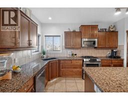 3pc Bathroom - 131 West Creek Meadow, Chestermere, AB T1X1T2 Photo 7