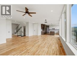 3pc Bathroom - 1531 Fairwood Lane, Kelowna, BC V1P0A4 Photo 12
