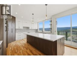 Primary Bedroom - 1531 Fairwood Lane, Kelowna, BC V1P0A4 Photo 17