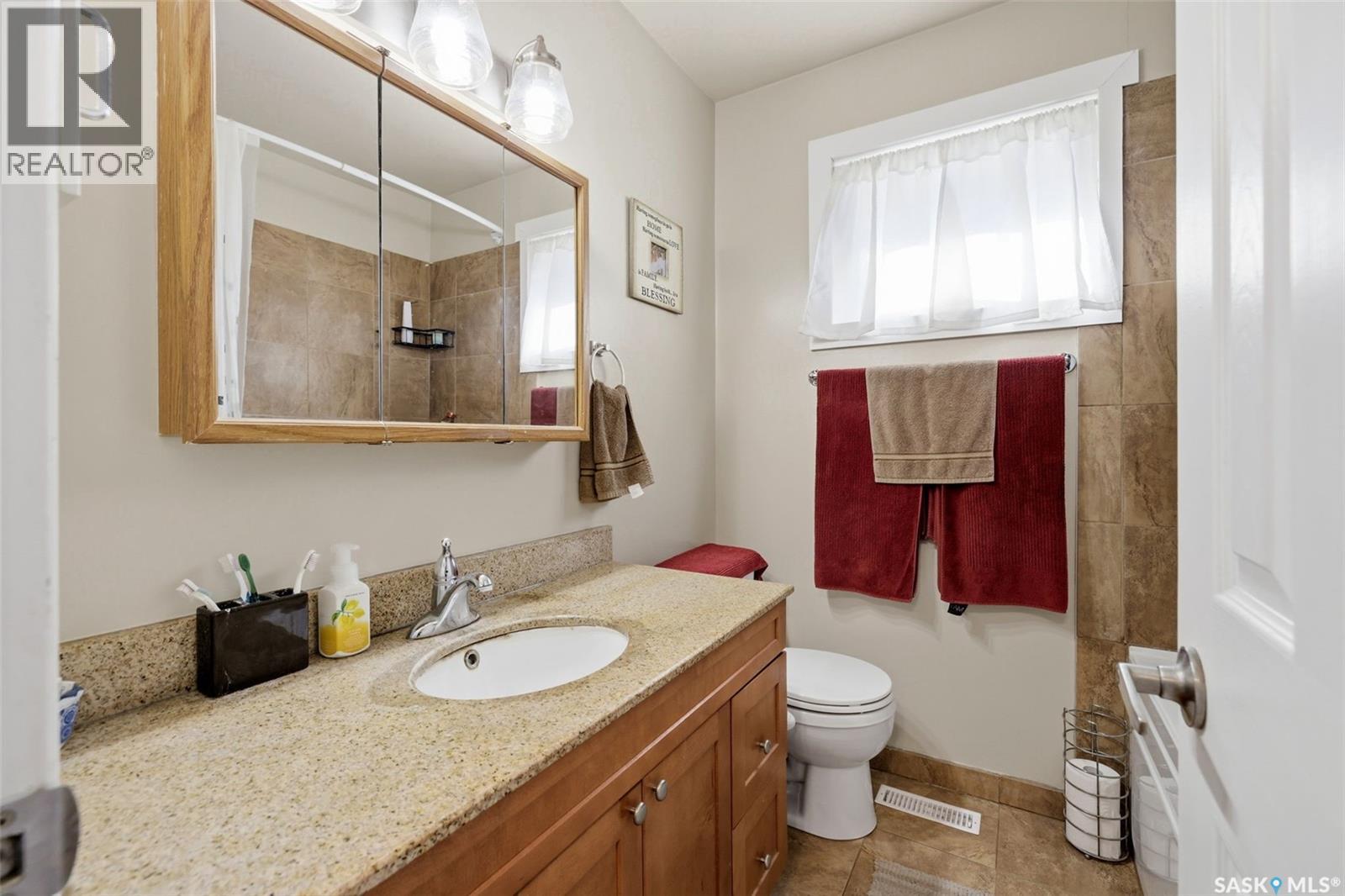 25 Short STREET, Lumsden — photo 14
