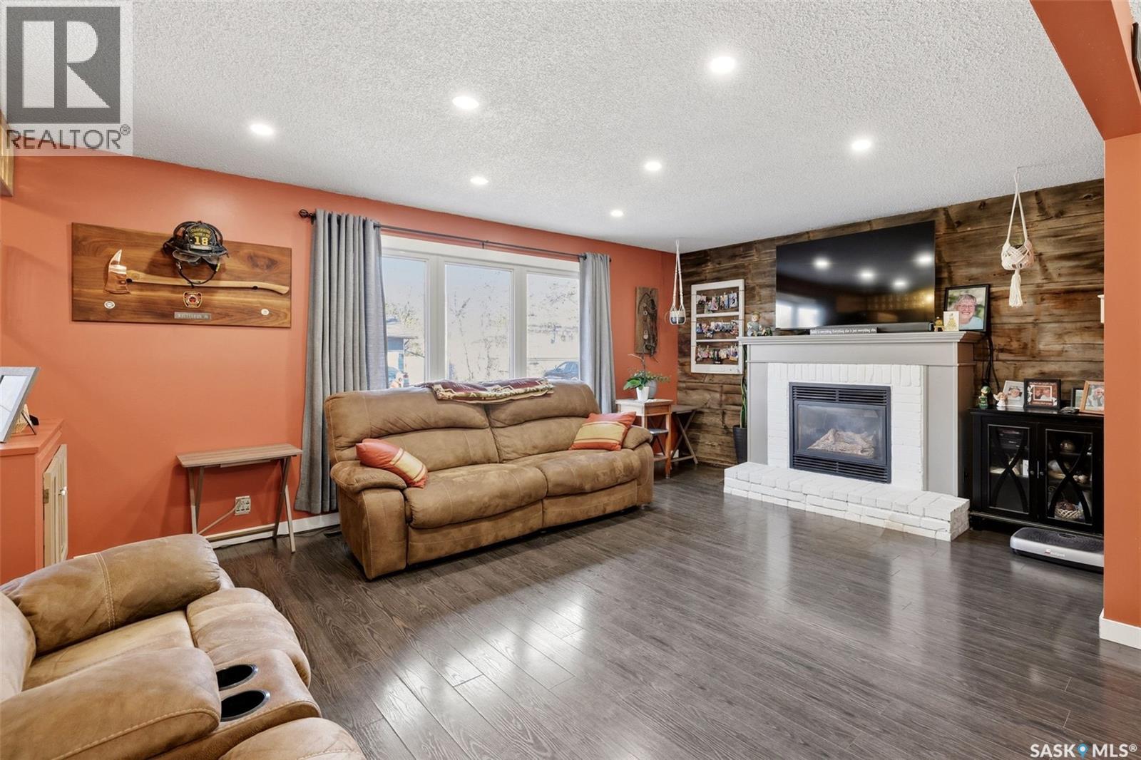 25 Short STREET, Lumsden — photo 4