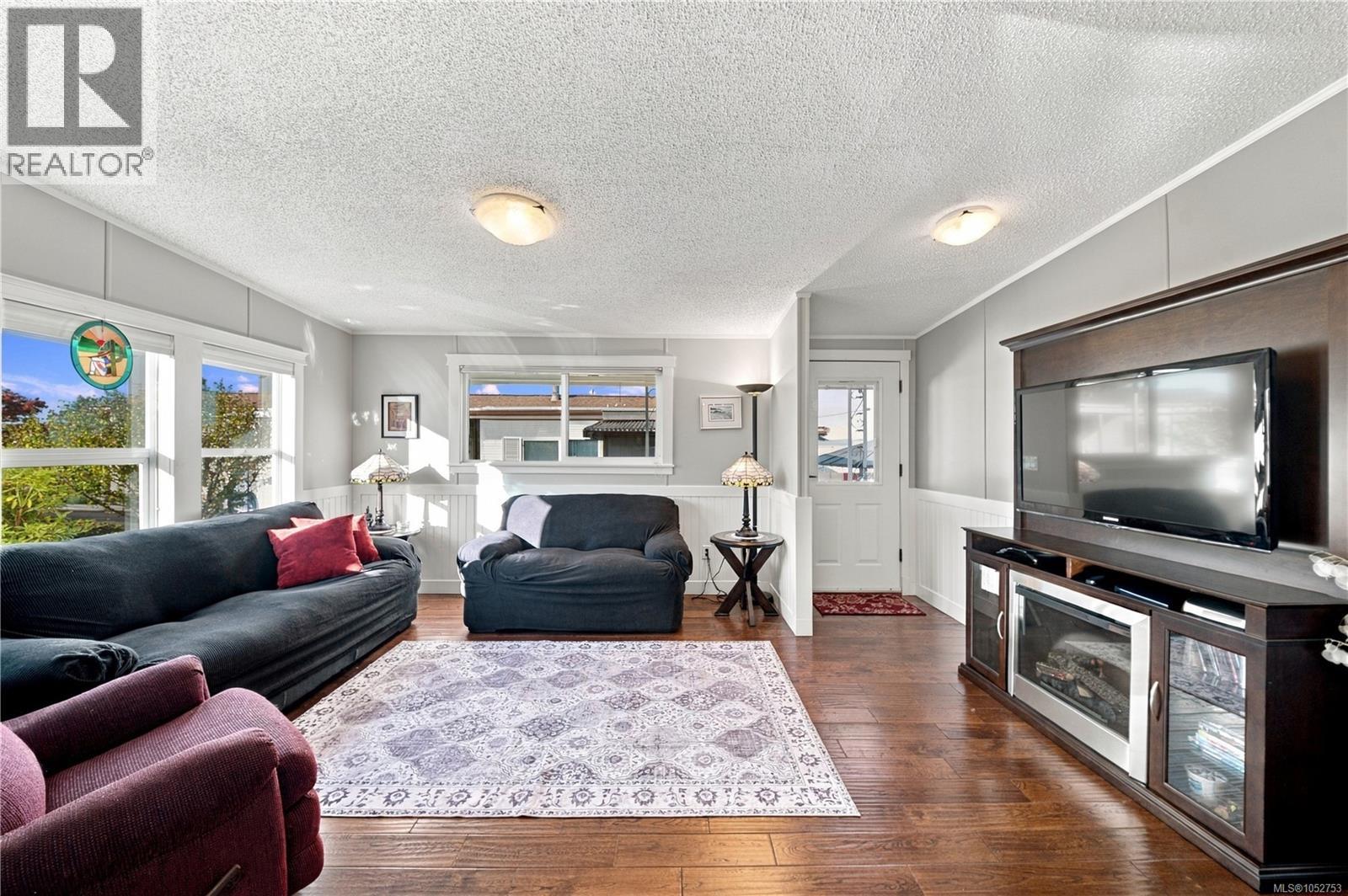 7 2301 Arbot Rd, Nanaimo - Image 1