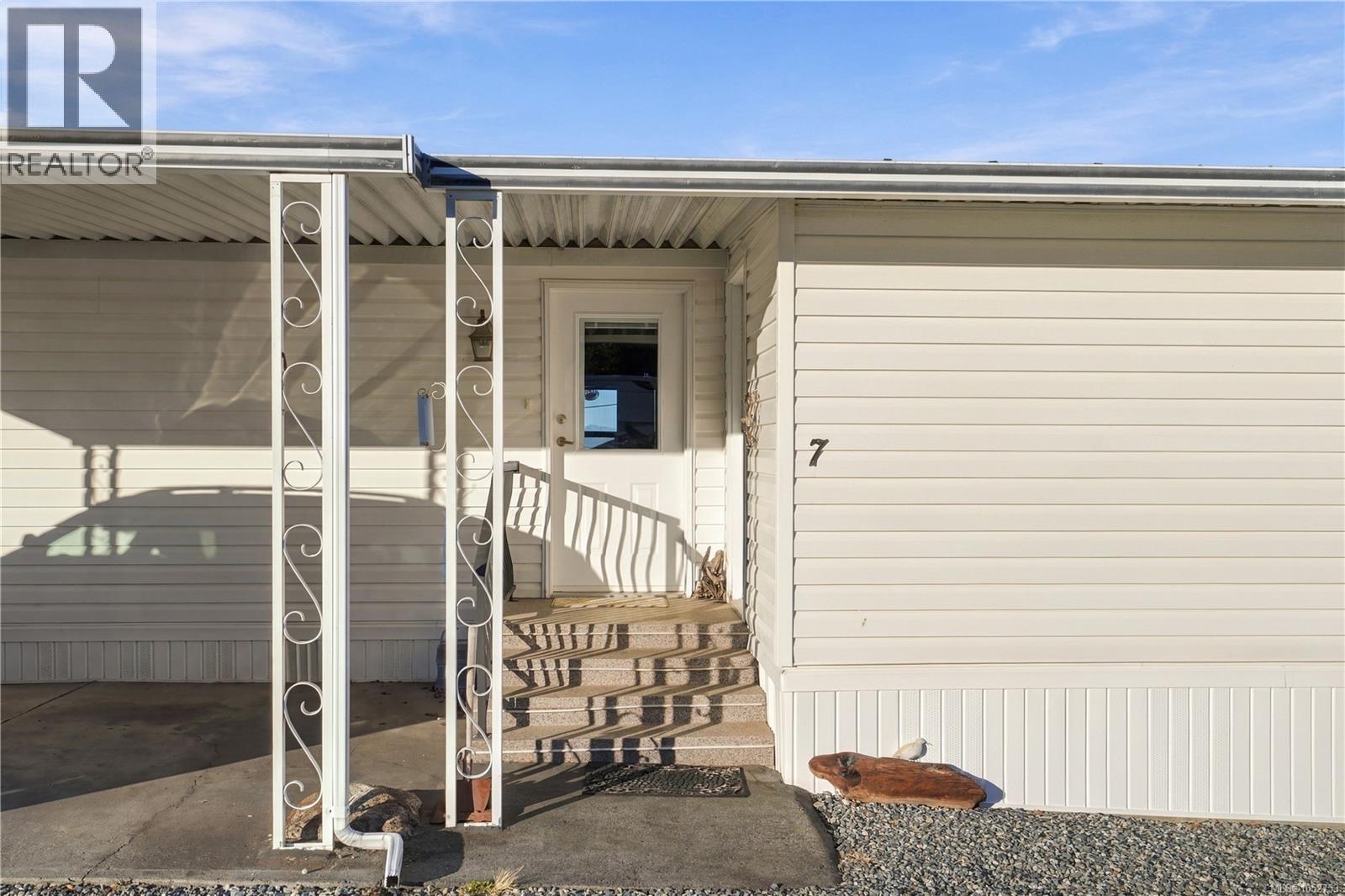 7 2301 Arbot Rd, Nanaimo - Image 1