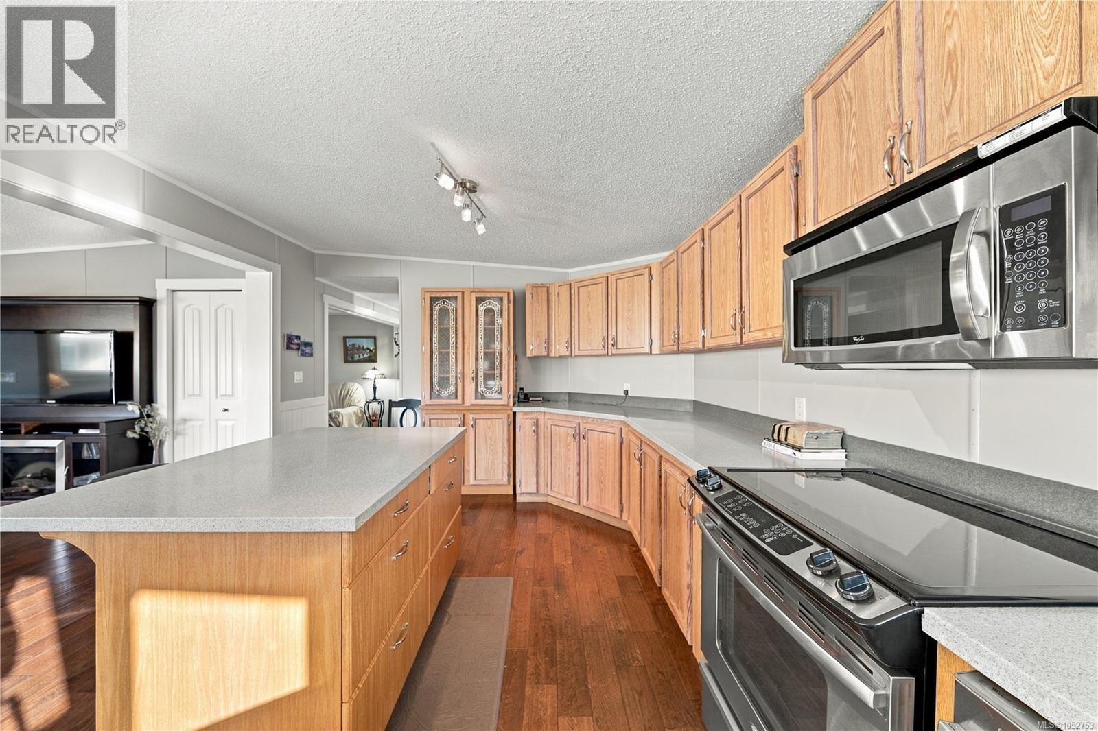 #7 2301 Arbot Rd - 10