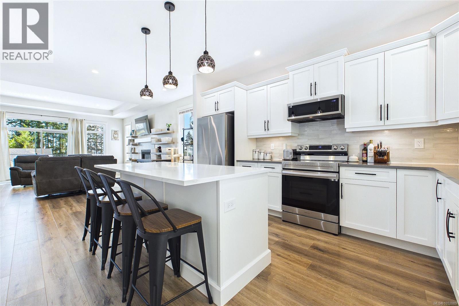 920 Craig Rd - 1