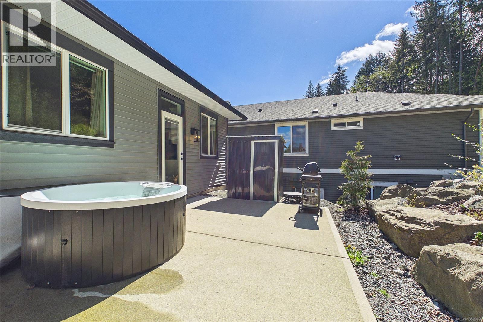 920 Craig Rd - 45