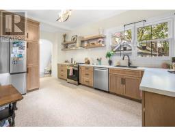9 Monkstown Road thumbnail 15