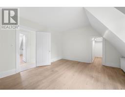 9 Monkstown Road thumbnail 40