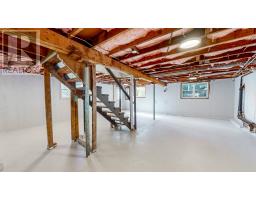 102 Topsail Road thumbnail 31